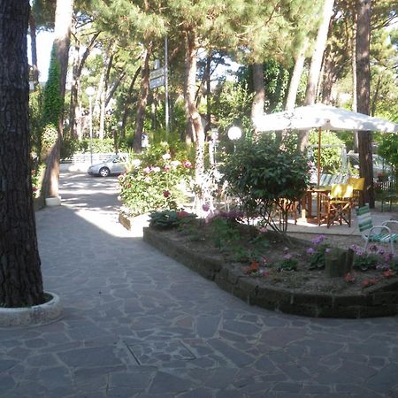 B&B Promenade Hotel Simple Milano Marittima Exterior photo