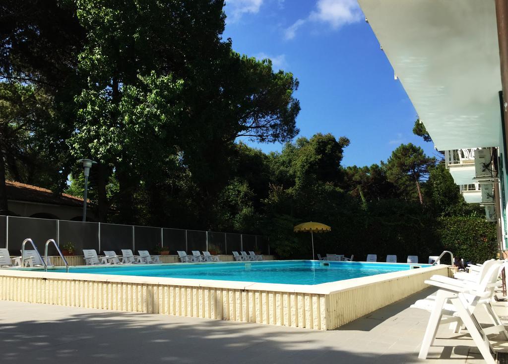 B&B Promenade Hotel Simple Milano Marittima Exterior photo