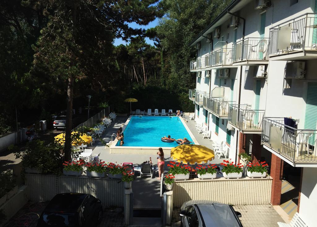 B&B Promenade Hotel Simple Milano Marittima Exterior photo
