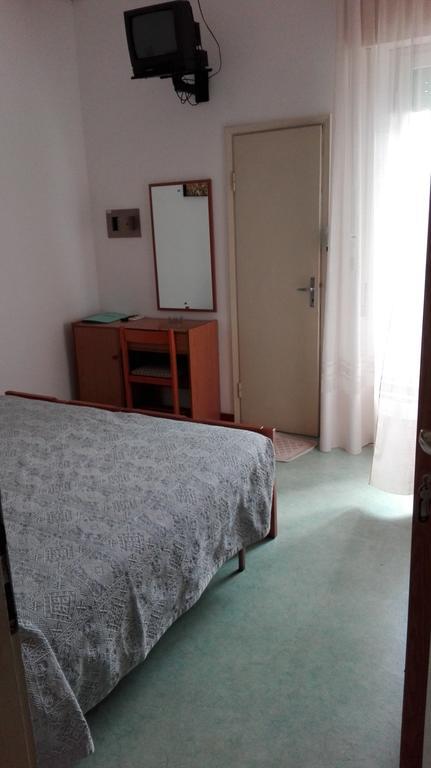B&B Promenade Hotel Simple Milano Marittima Exterior photo